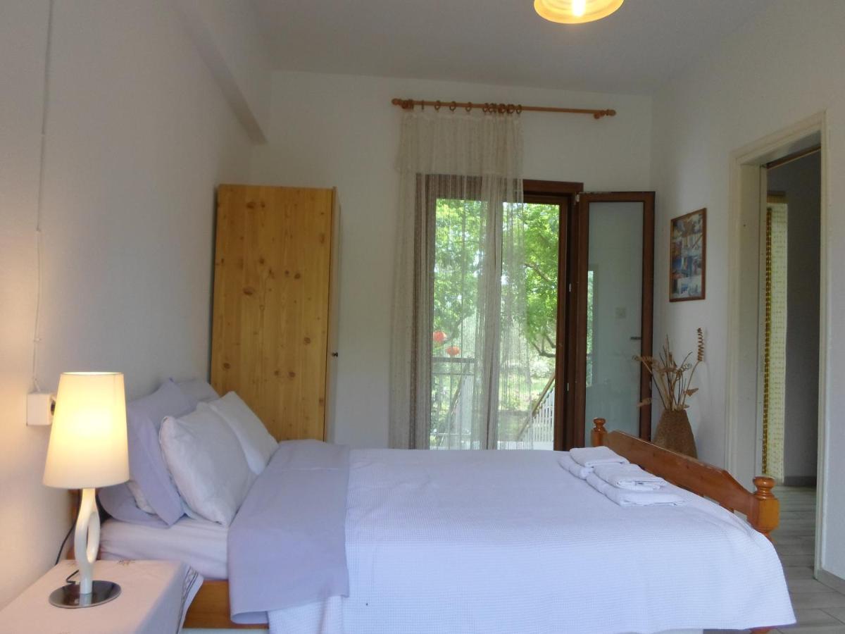 Bozelia Apartments Toróni Kültér fotó